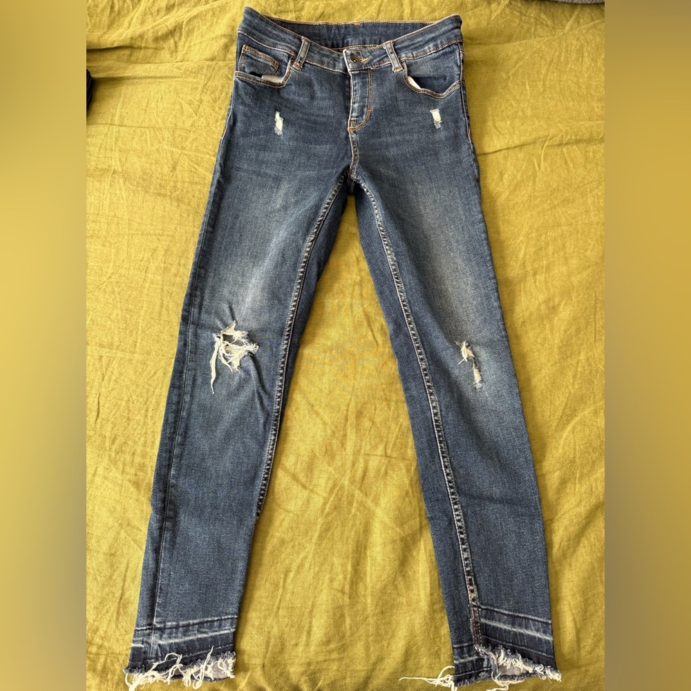 Zara Basic Dark Blue Denim Jeans